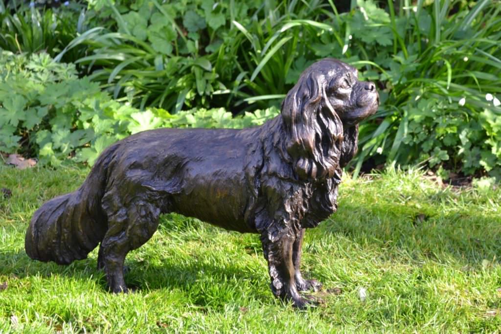 Standing Cavalier King Charles Spaniel sculpture right view