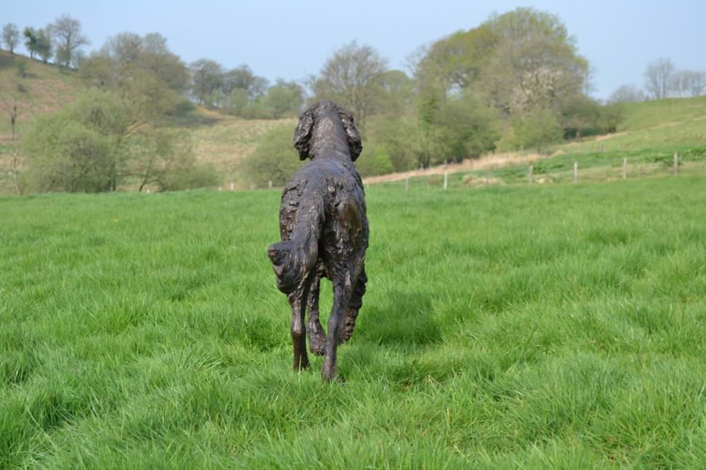 Bronze Walking English Setter sculpture by Tanya Russell