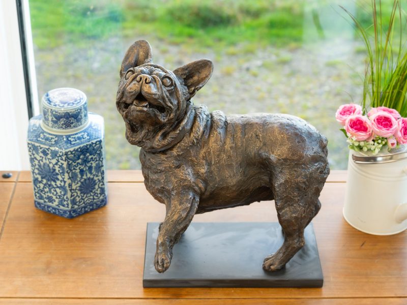 FRENCH BULLDOG LIFTING PAW SCULPTURE