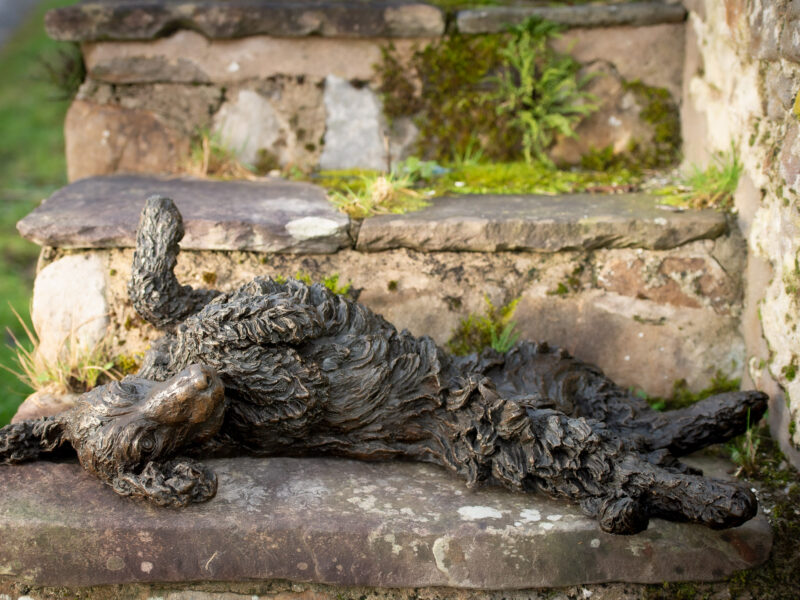 WIGGLING SPANIEL SCULPTURE