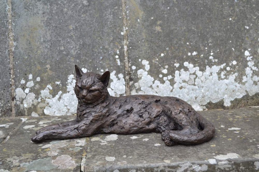 Lying Cat Sculpture