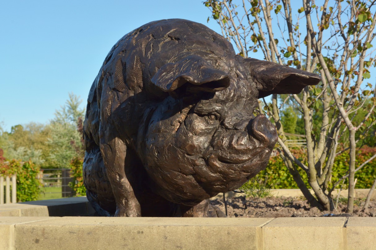 The difference between Foundry Bronze metal and cold cast Bronze Resin