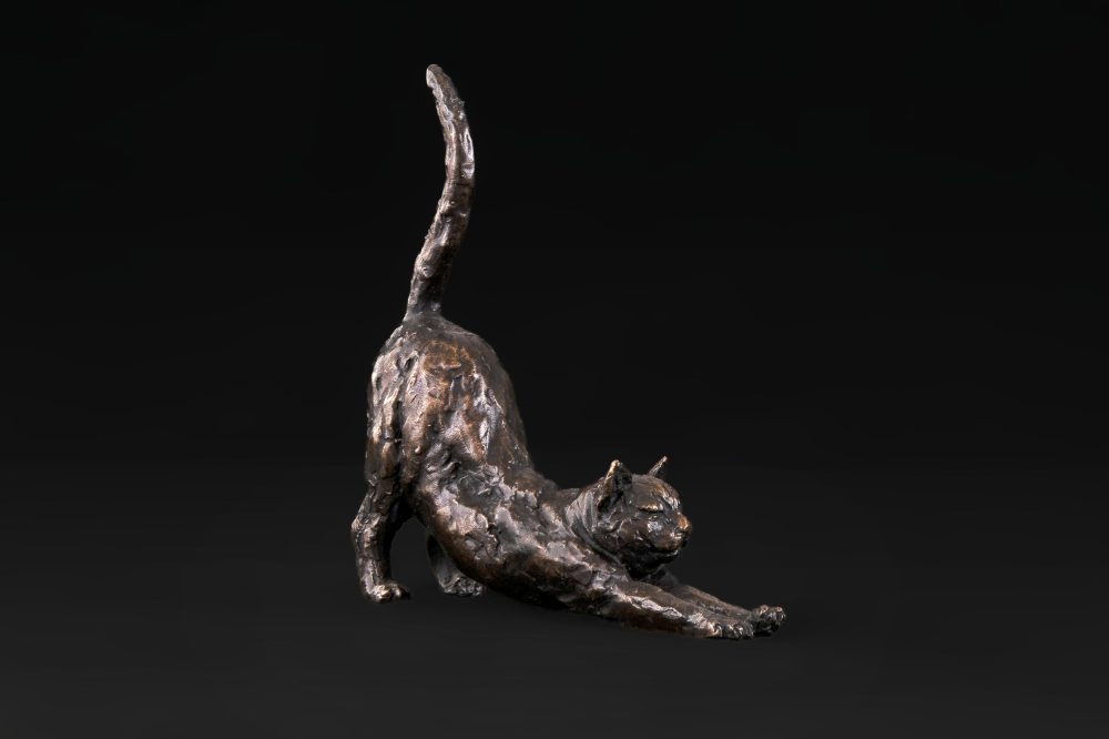 stretching cat Bronze art