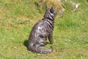 sitting longhaired cat bronze sculpture
