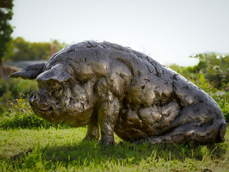 SITTING PIG SCULPTURE