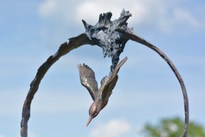 'BREAKING THE SURFACE' KINGFISHER DIVING SCULPTURE