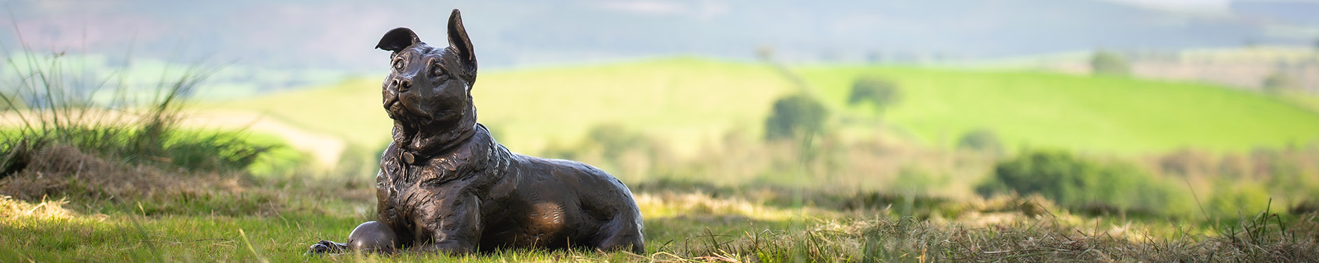 Labrador sculpture