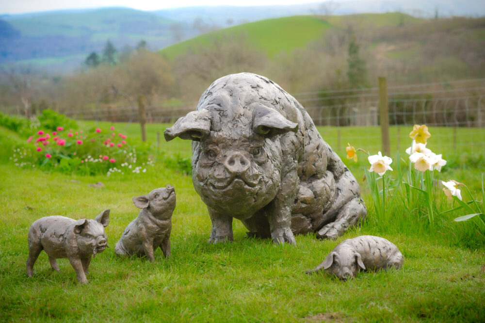 3 Mother Pig and Piglets Bronze Resin, Tanya Russell Animal Sculptures (11 of 20)