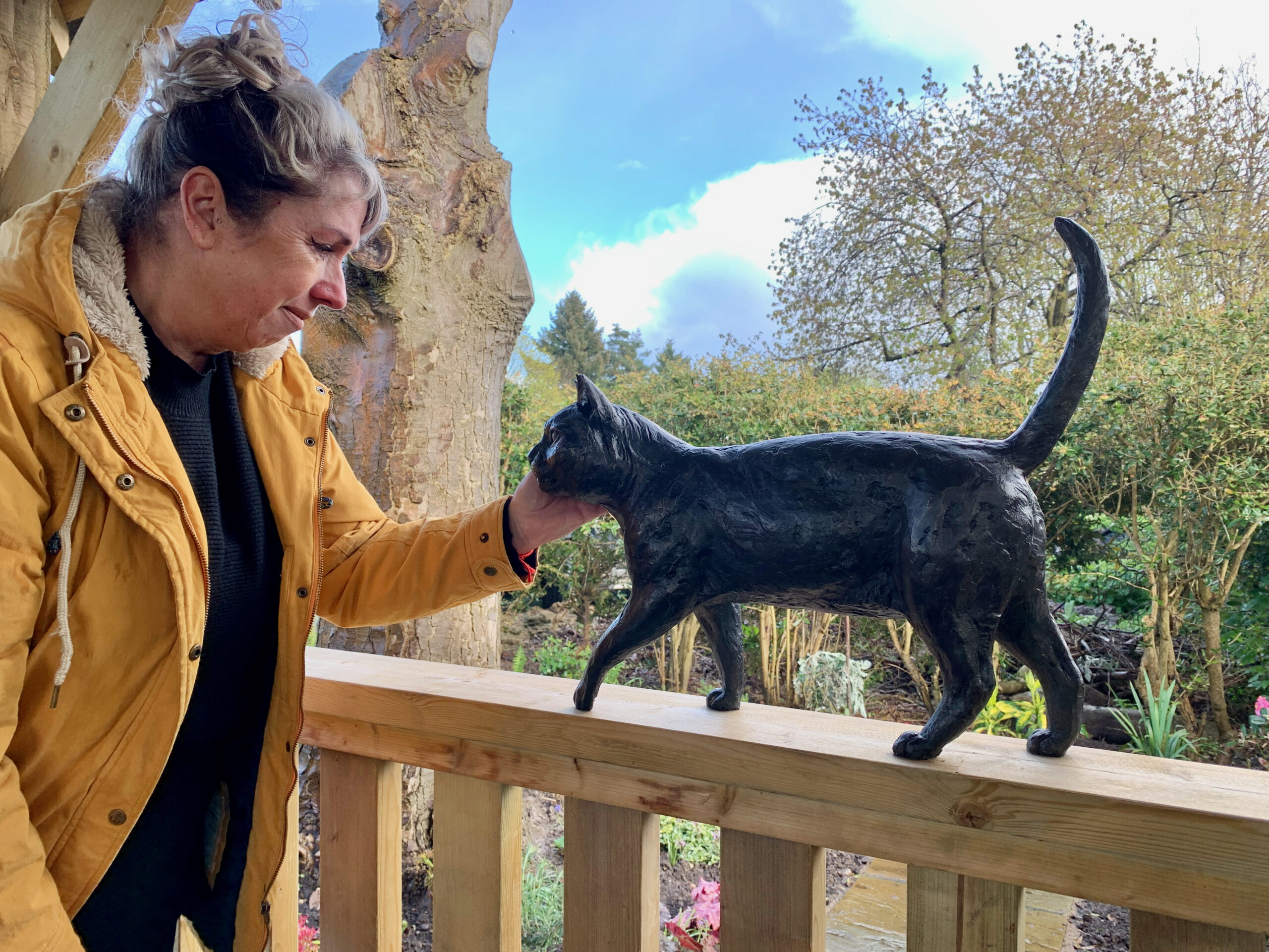 Outdoor Cat Art Back